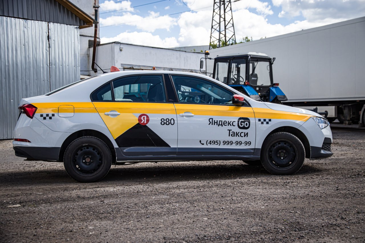 Skoda Rapid — автомобиль таксопарка Аномалия