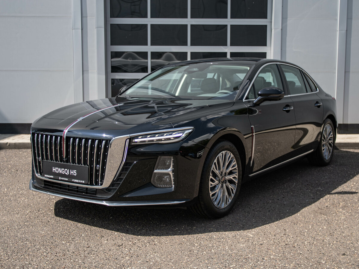 Hongqi H5 — автомобиль таксопарка Аномалия