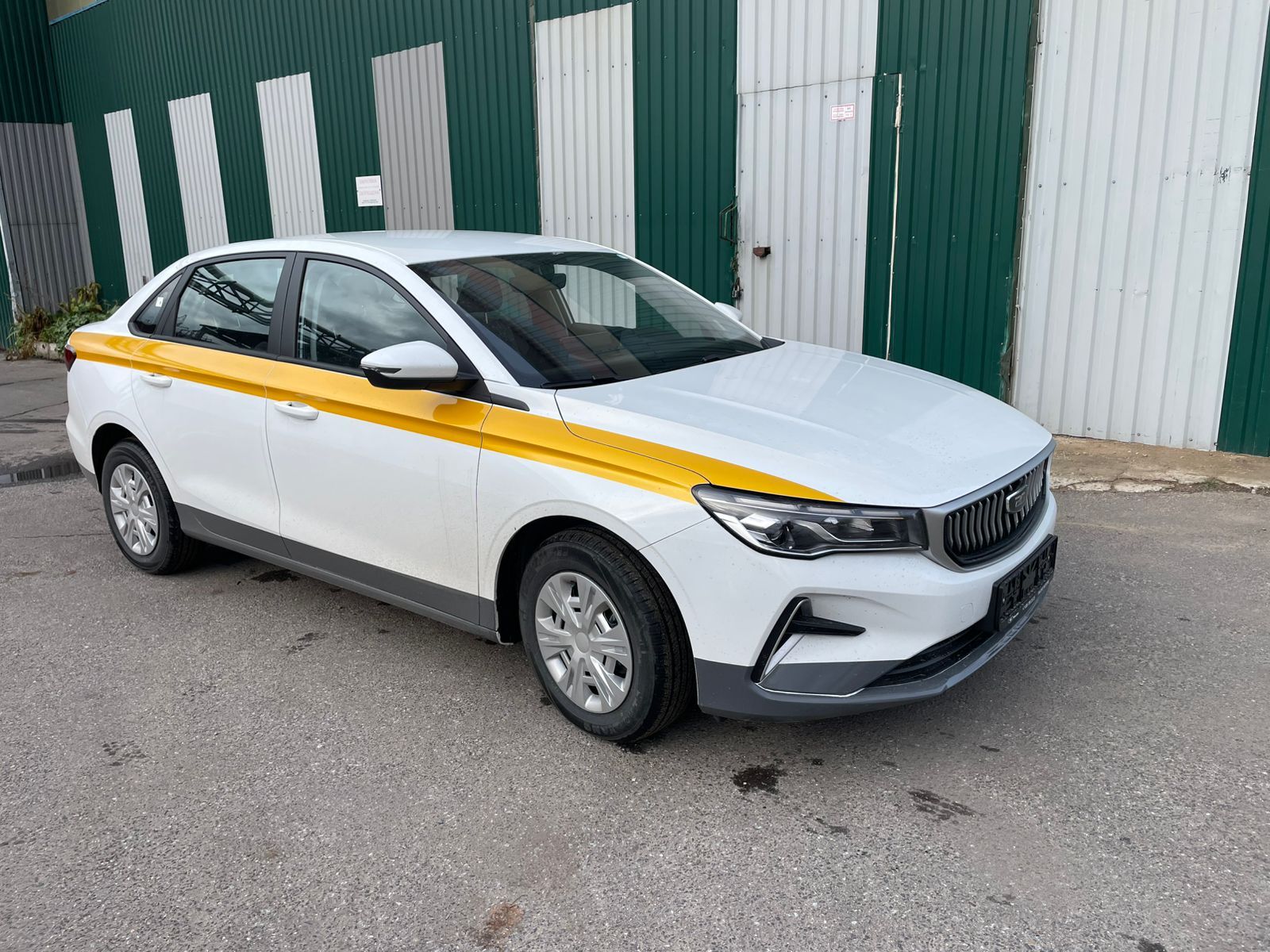 Geely Emgrand — автомобиль таксопарка Аномалия